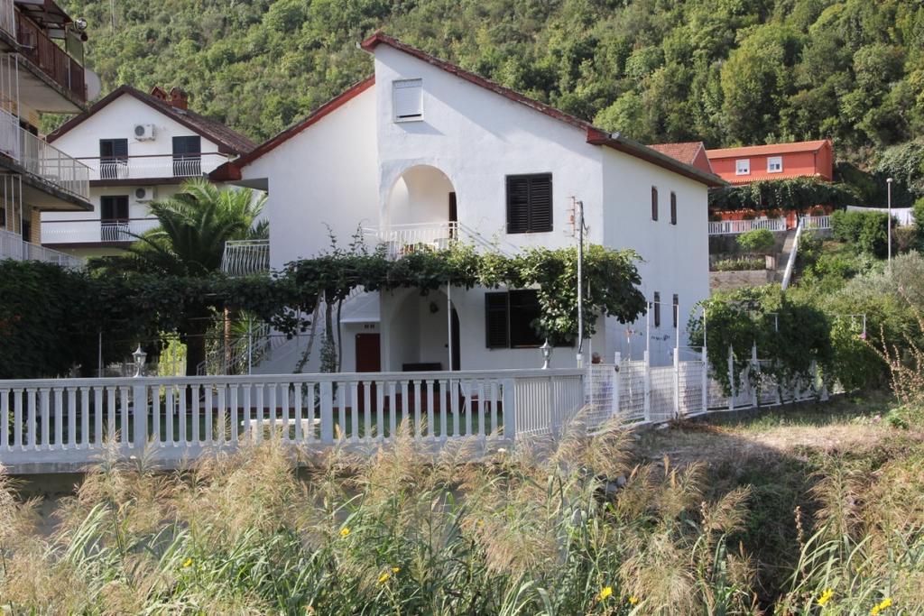 Guesthouse Djurisic Herceg Novi Exterior photo